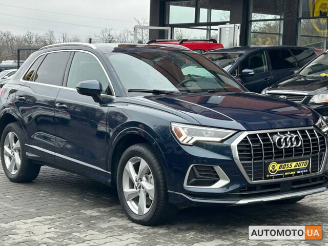 Синий Ауди Ку3, объемом двигателя 2 л и пробегом 41 тыс. км за 32900 $, фото 1 на Automoto.ua