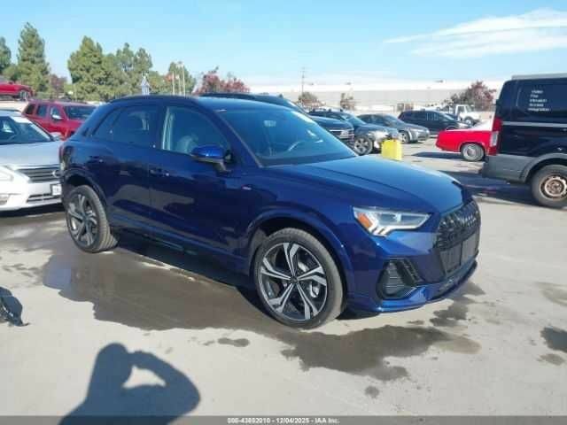 Синій Ауді Ку3, об'ємом двигуна 2 л та пробігом 10 тис. км за 10500 $, фото 1 на Automoto.ua