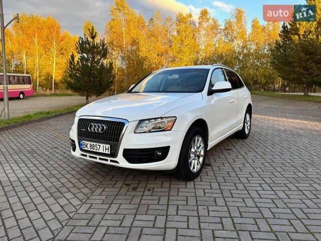 Білий Ауді Ку 5, об'ємом двигуна 2 л та пробігом 290 тис. км за 11999 $, фото 1 на Automoto.ua