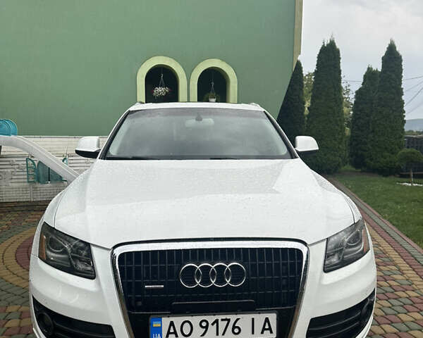 Белый Ауди Ку 5, объемом двигателя 1.98 л и пробегом 210 тыс. км за 13000 $, фото 1 на Automoto.ua