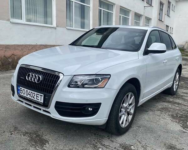 Білий Ауді Ку 5, об'ємом двигуна 2 л та пробігом 76 тис. км за 14000 $, фото 1 на Automoto.ua