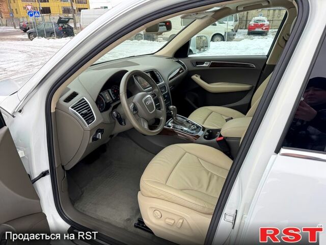 Белый Ауди Ку 5, объемом двигателя 2 л и пробегом 120 тыс. км за 12599 $, фото 1 на Automoto.ua