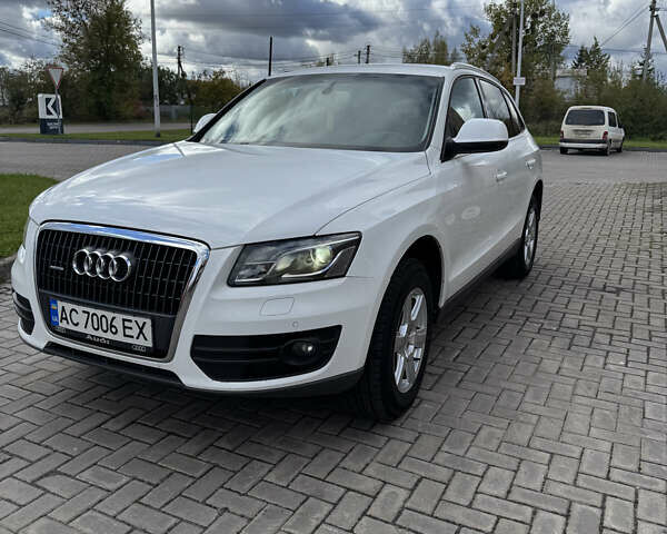 Белый Ауди Ку 5, объемом двигателя 1.97 л и пробегом 375 тыс. км за 14500 $, фото 1 на Automoto.ua