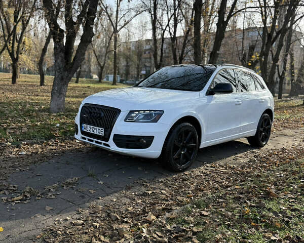 Белый Ауди Ку 5, объемом двигателя 1.98 л и пробегом 269 тыс. км за 15000 $, фото 1 на Automoto.ua