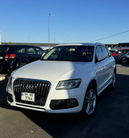 Белый Ауди Ку 5, объемом двигателя 1.98 л и пробегом 200 тыс. км за 10000 $, фото 1 на Automoto.ua