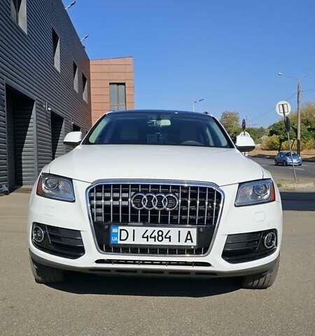 Белый Ауди Ку 5, объемом двигателя 1.98 л и пробегом 150 тыс. км за 16000 $, фото 1 на Automoto.ua