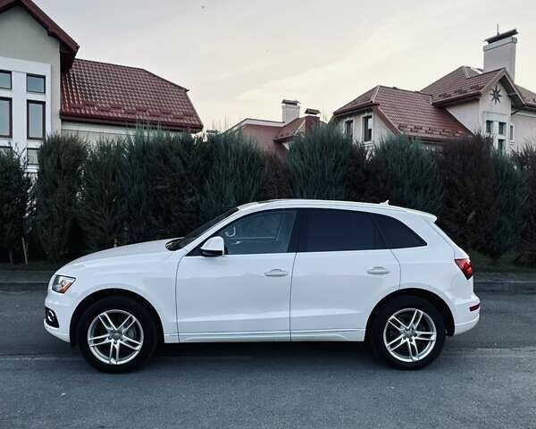 Білий Ауді Ку 5, об'ємом двигуна 1.98 л та пробігом 157 тис. км за 17000 $, фото 1 на Automoto.ua