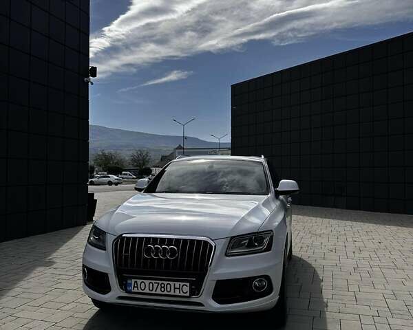 Белый Ауди Ку 5, объемом двигателя 2 л и пробегом 147 тыс. км за 17900 $, фото 1 на Automoto.ua