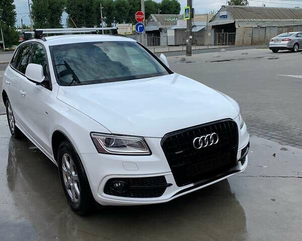 Белый Ауди Ку 5, объемом двигателя 1.97 л и пробегом 170 тыс. км за 25300 $, фото 1 на Automoto.ua