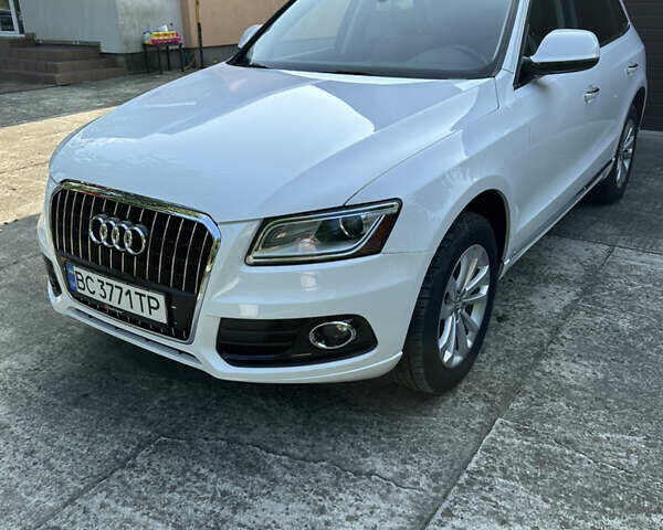 Белый Ауди Ку 5, объемом двигателя 1.98 л и пробегом 155 тыс. км за 15800 $, фото 1 на Automoto.ua