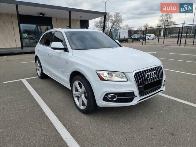 Белый Ауди Ку 5, объемом двигателя 3 л и пробегом 141 тыс. км за 17600 $, фото 1 на Automoto.ua