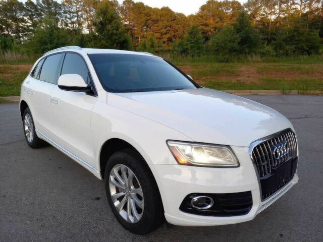 Белый Ауди Ку 5, объемом двигателя 2 л и пробегом 75 тыс. км за 4100 $, фото 1 на Automoto.ua