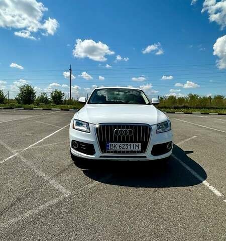 Белый Ауди Ку 5, объемом двигателя 1.98 л и пробегом 165 тыс. км за 15000 $, фото 1 на Automoto.ua