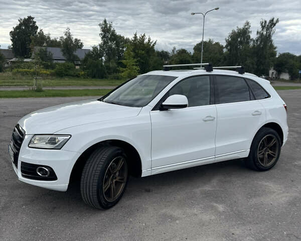 Белый Ауди Ку 5, объемом двигателя 1.98 л и пробегом 244 тыс. км за 14500 $, фото 1 на Automoto.ua