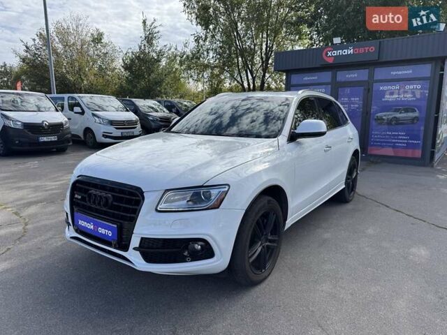 Білий Ауді Ку 5, об'ємом двигуна 3 л та пробігом 132 тис. км за 19200 $, фото 1 на Automoto.ua