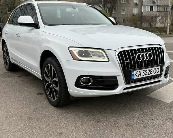 Белый Ауди Ку 5, объемом двигателя 1.98 л и пробегом 141 тыс. км за 17500 $, фото 1 на Automoto.ua