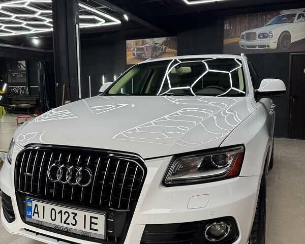 Белый Ауди Ку 5, объемом двигателя 1.98 л и пробегом 132 тыс. км за 16000 $, фото 1 на Automoto.ua