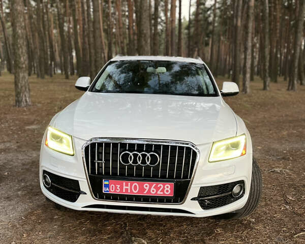 Белый Ауди Ку 5, объемом двигателя 2 л и пробегом 174 тыс. км за 16599 $, фото 1 на Automoto.ua