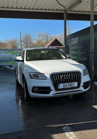 Белый Ауди Ку 5, объемом двигателя 3 л и пробегом 186 тыс. км за 23000 $, фото 1 на Automoto.ua