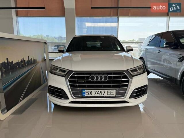 Ауді Ку 5 2017 у Хмельницькому на Automoto.ua Білий Ауді Ку 5, об'ємом двигуна 1.97 л та пробігом 105 тис. км за 33200 $, фото 1 на Automoto.ua