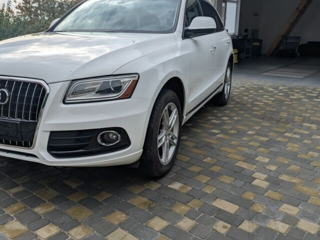 Белый Ауди Ку 5, объемом двигателя 2 л и пробегом 330 тыс. км за 15900 $, фото 1 на Automoto.ua