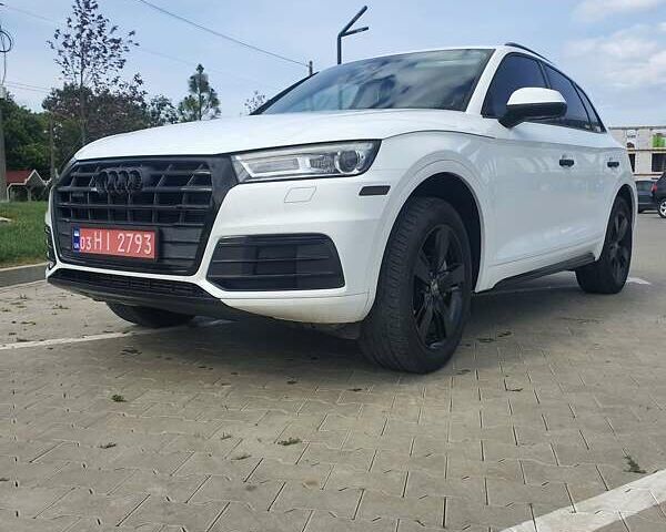 Білий Ауді Ку 5, об'ємом двигуна 2 л та пробігом 156 тис. км за 24500 $, фото 1 на Automoto.ua