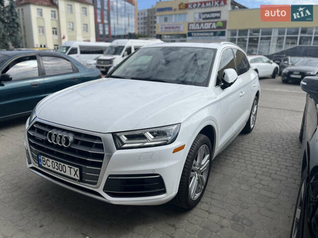 Белый Ауди Ку 5, объемом двигателя 2 л и пробегом 147 тыс. км за 26600 $, фото 1 на Automoto.ua