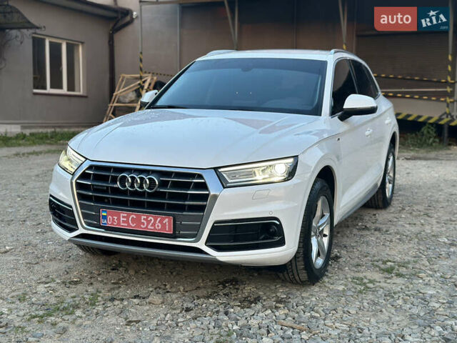Белый Ауди Ку 5, объемом двигателя 2 л и пробегом 180 тыс. км за 30800 $, фото 1 на Automoto.ua