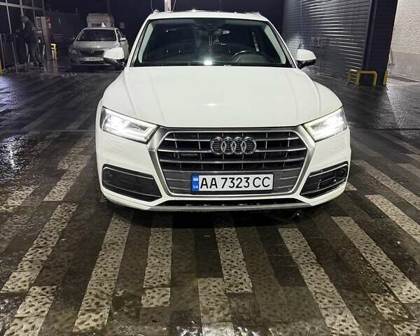 Білий Ауді Ку 5, об'ємом двигуна 1.97 л та пробігом 287 тис. км за 31000 $, фото 1 на Automoto.ua