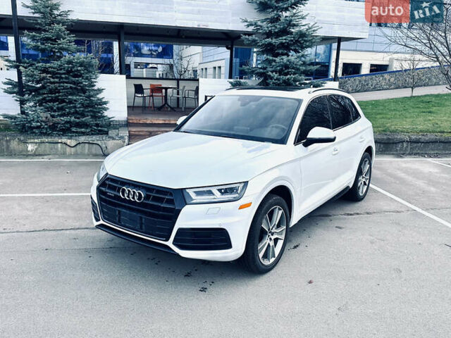 Білий Ауді Ку 5, об'ємом двигуна 1.98 л та пробігом 86 тис. км за 29500 $, фото 1 на Automoto.ua