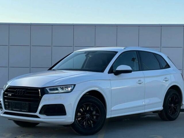 Белый Ауди Ку 5, объемом двигателя 0 л и пробегом 94 тыс. км за 17999 $, фото 1 на Automoto.ua