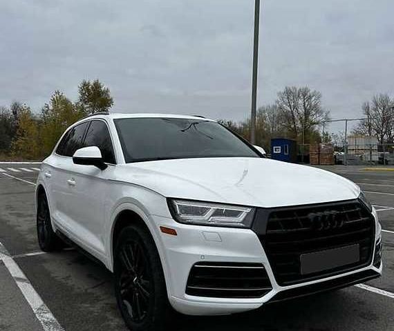 Белый Ауди Ку 5, объемом двигателя 2 л и пробегом 135 тыс. км за 17800 $, фото 1 на Automoto.ua