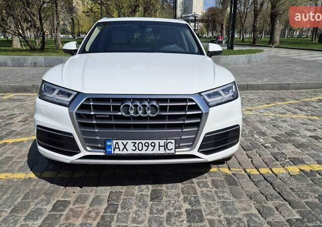 Белый Ауди Ку 5, объемом двигателя 1.98 л и пробегом 57 тыс. км за 30000 $, фото 1 на Automoto.ua