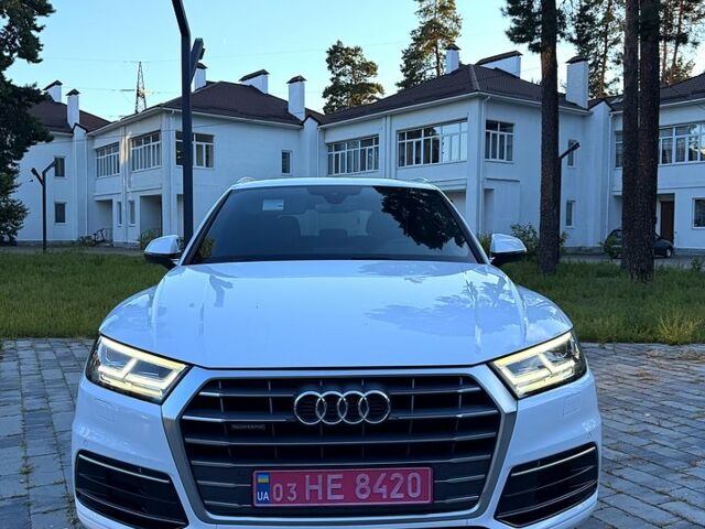 Белый Ауди Ку 5, объемом двигателя 2 л и пробегом 167 тыс. км за 27400 $, фото 1 на Automoto.ua