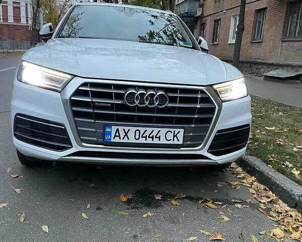 Білий Ауді Ку 5, об'ємом двигуна 1.98 л та пробігом 175 тис. км за 27000 $, фото 1 на Automoto.ua