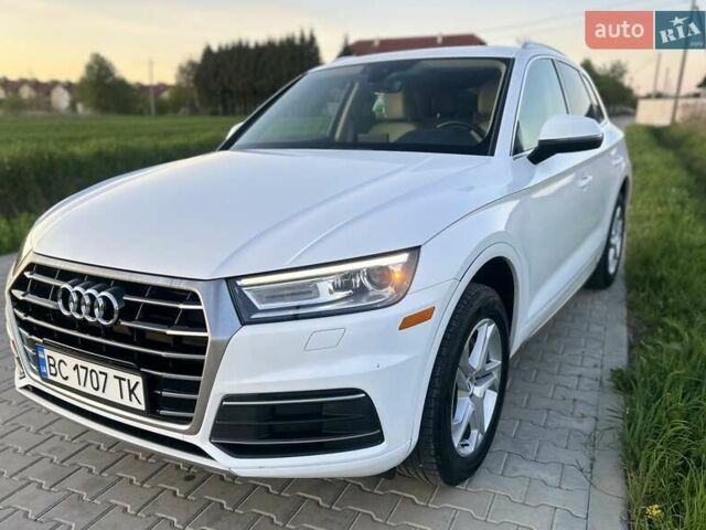 Білий Ауді Ку 5, об'ємом двигуна 1.98 л та пробігом 110 тис. км за 25300 $, фото 1 на Automoto.ua