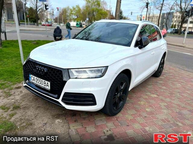 Белый Ауди Ку 5, объемом двигателя 2 л и пробегом 123 тыс. км за 31500 $, фото 1 на Automoto.ua