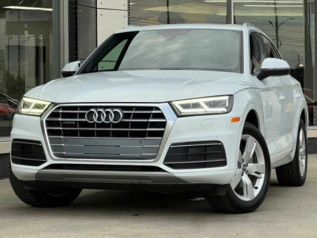 Білий Ауді Ку 5, об'ємом двигуна 2 л та пробігом 36 тис. км за 12500 $, фото 1 на Automoto.ua