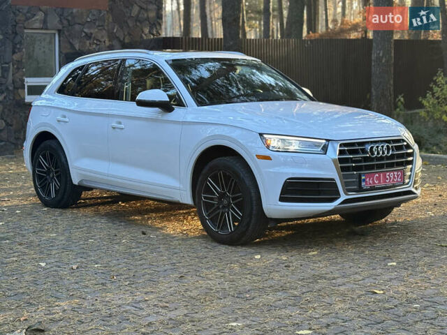 Білий Ауді Ку 5, об'ємом двигуна 1.98 л та пробігом 64 тис. км за 24600 $, фото 1 на Automoto.ua