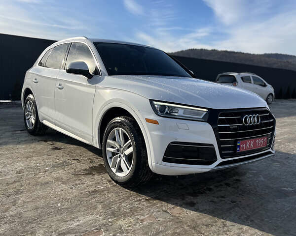 Білий Ауді Ку 5, об'ємом двигуна 1.98 л та пробігом 181 тис. км за 22999 $, фото 1 на Automoto.ua