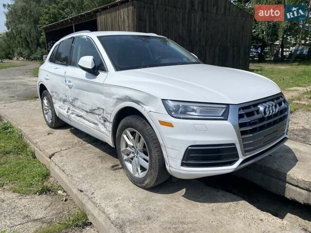 Білий Ауді Ку 5, об'ємом двигуна 2 л та пробігом 182 тис. км за 18200 $, фото 1 на Automoto.ua
