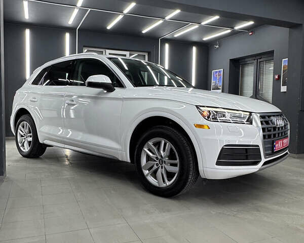 Білий Ауді Ку 5, об'ємом двигуна 1.98 л та пробігом 180 тис. км за 24399 $, фото 1 на Automoto.ua