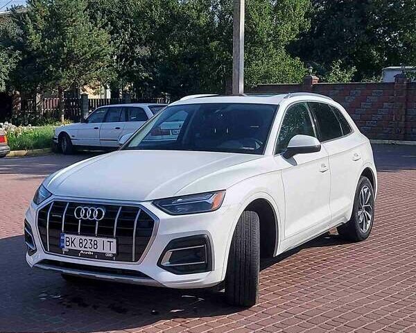 Белый Ауди Ку 5, объемом двигателя 1.98 л и пробегом 66 тыс. км за 34700 $, фото 1 на Automoto.ua