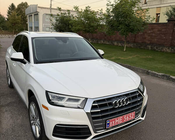 Білий Ауді Ку 5, об'ємом двигуна 1.98 л та пробігом 83 тис. км за 27500 $, фото 1 на Automoto.ua