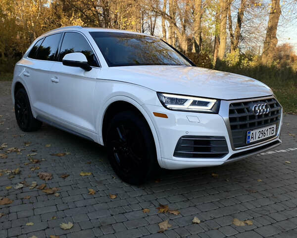 Ауди Ку 5 2020 в Василькове на Automoto.ua Белый Ауди Ку 5, объемом двигателя 1.98 л и пробегом 70 тыс. км за 27400 $, фото 1 на Automoto.ua