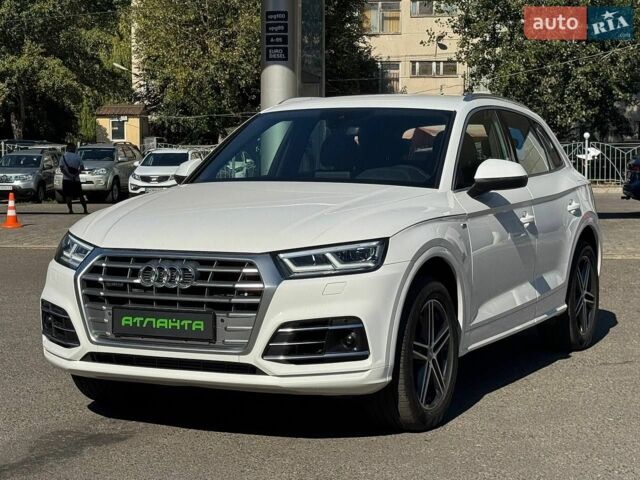 Белый Ауди Ку 5, объемом двигателя 1.98 л и пробегом 81 тыс. км за 30900 $, фото 1 на Automoto.ua