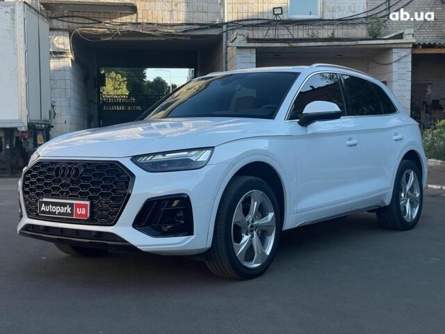 Білий Ауді Ку 5, об'ємом двигуна 2 л та пробігом 69 тис. км за 40940 $, фото 1 на Automoto.ua