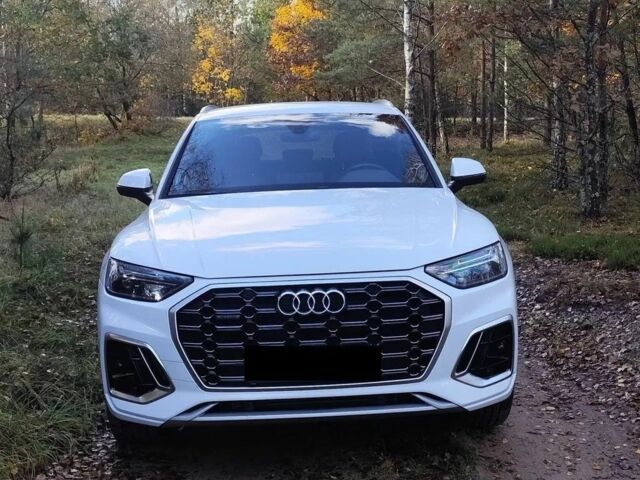 Ауди Ку 5 2021 в Киеве на Automoto.ua Белый Ауди Ку 5, объемом двигателя 0 л и пробегом 63 тыс. км за 16599 $, фото 1 на Automoto.ua