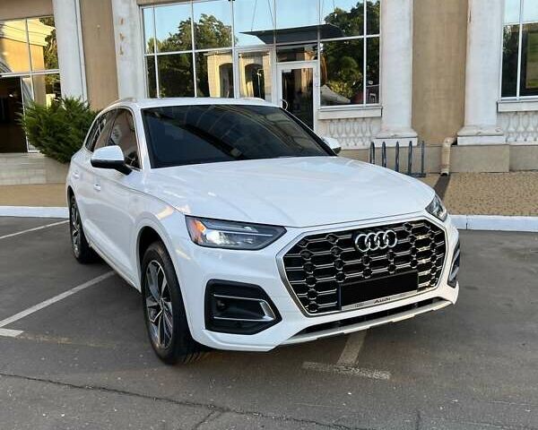 Белый Ауди Ку 5, объемом двигателя 1.98 л и пробегом 49 тыс. км за 36200 $, фото 1 на Automoto.ua