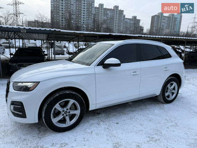 Белый Ауди Ку 5, объемом двигателя 2 л и пробегом 33 тыс. км за 34900 $, фото 1 на Automoto.ua